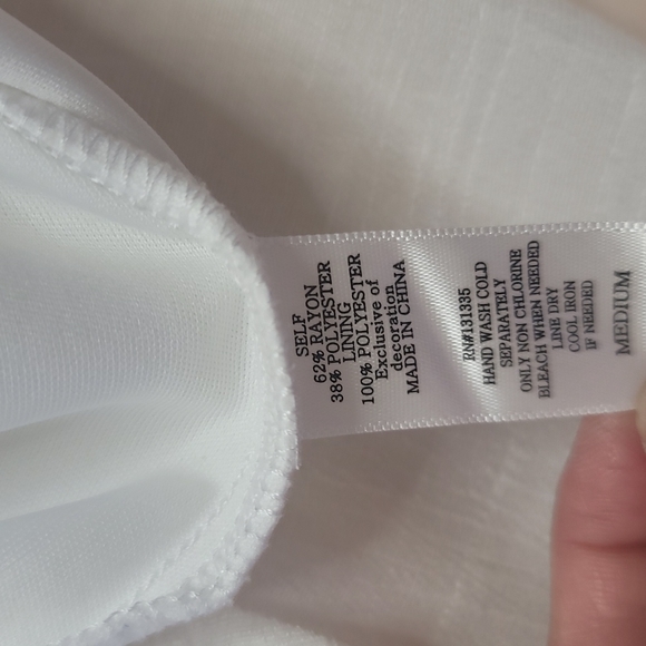 Socialite white dress sz Med - Picture 11 of 11